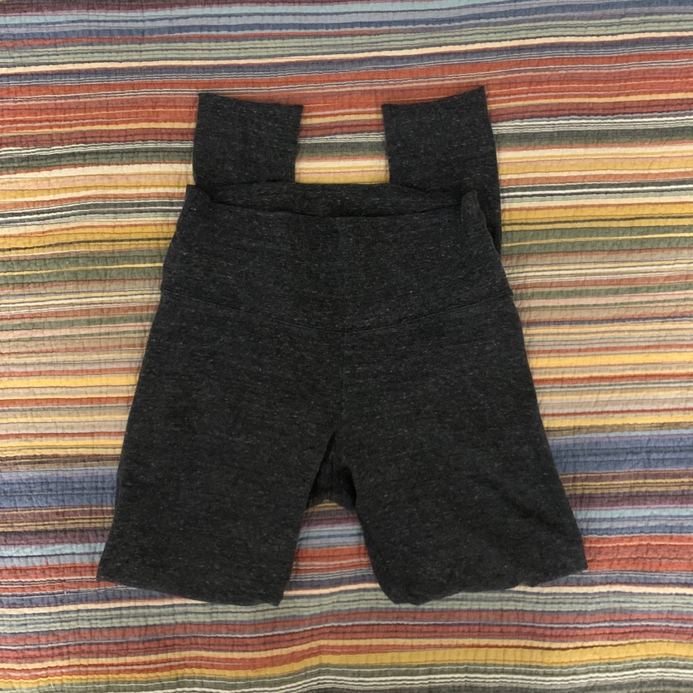 TNA gray leggings